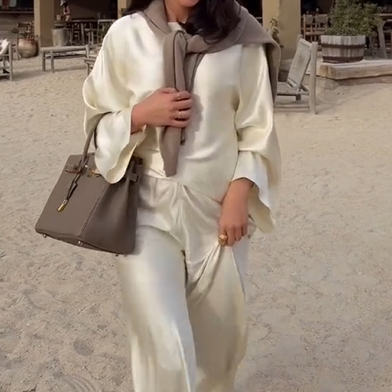 Zijdeachtige en elegante satijnen brede nek Losse bovenkant en elastische taille breedbeenbroek set